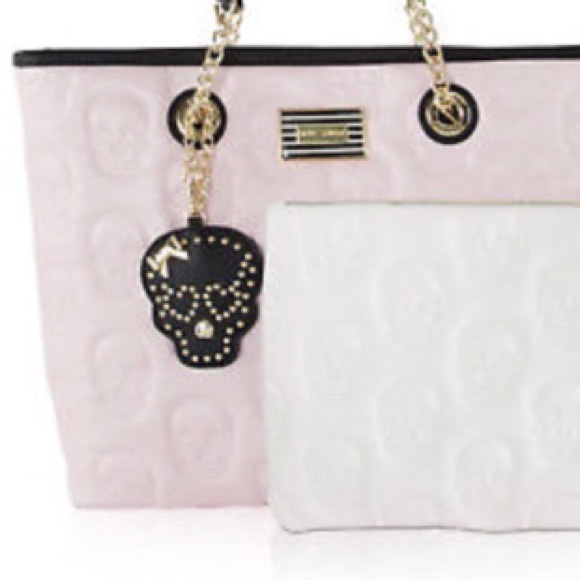 Betsey Johnson Pink Tote Clutch Charm Skull 3 in 1 - Picture 7 of 8